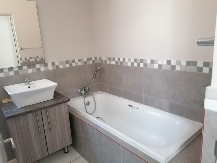 3 Bedroom Property for Sale in Noordhoek Free State